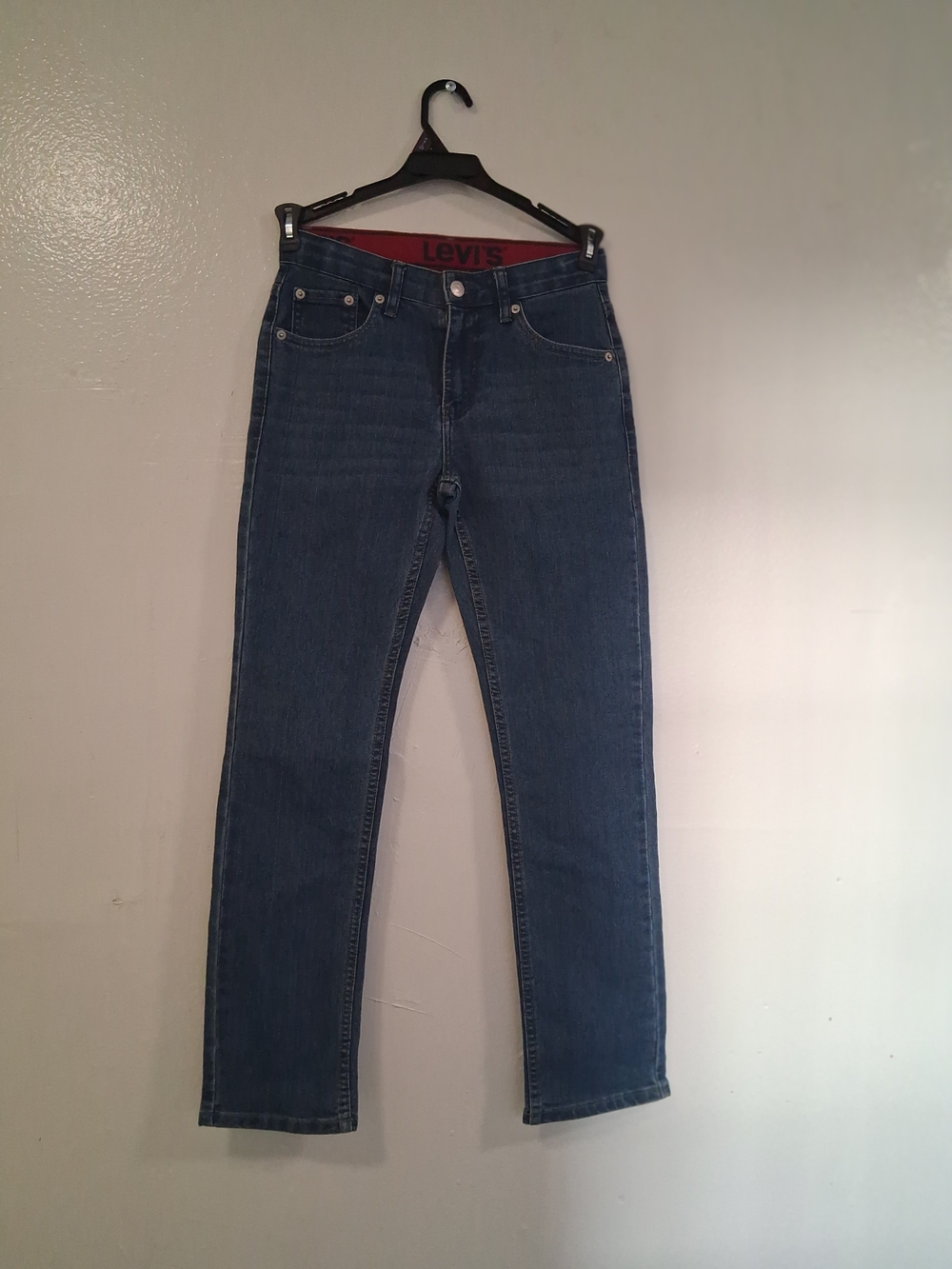 Levi's Women's Straight Leg Jeans in Dark Blue Denim